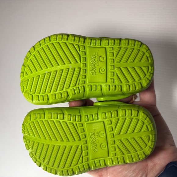 Jibbitz By Crocs Size 4, Lime Green Unisex Kids - Picture 6 of 10